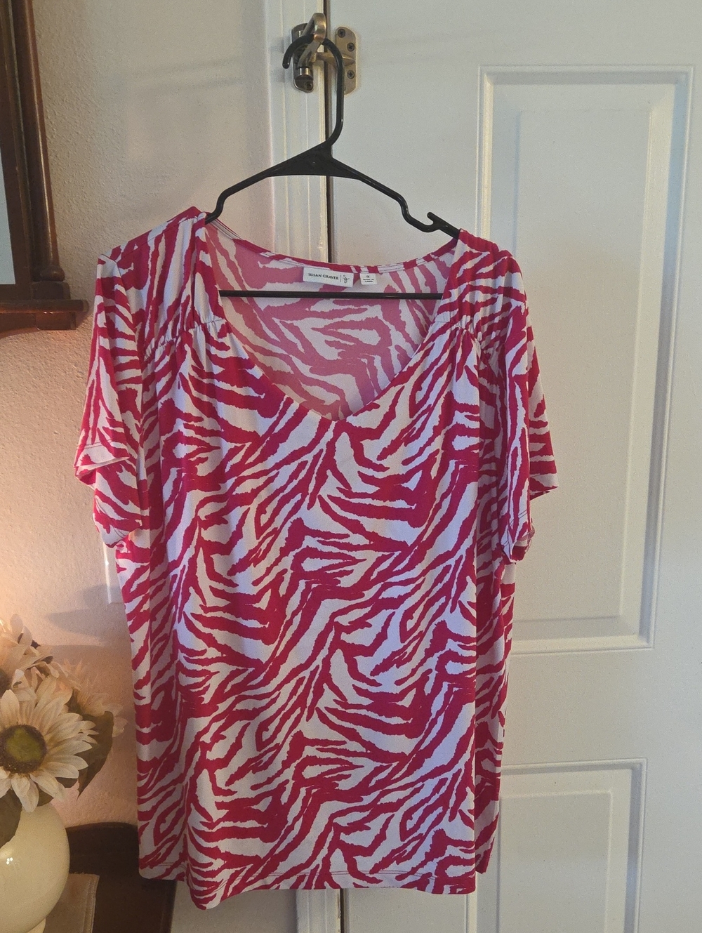 Susan Graver Pink & White Zebra-Print Short Sleeve V-Neck Top